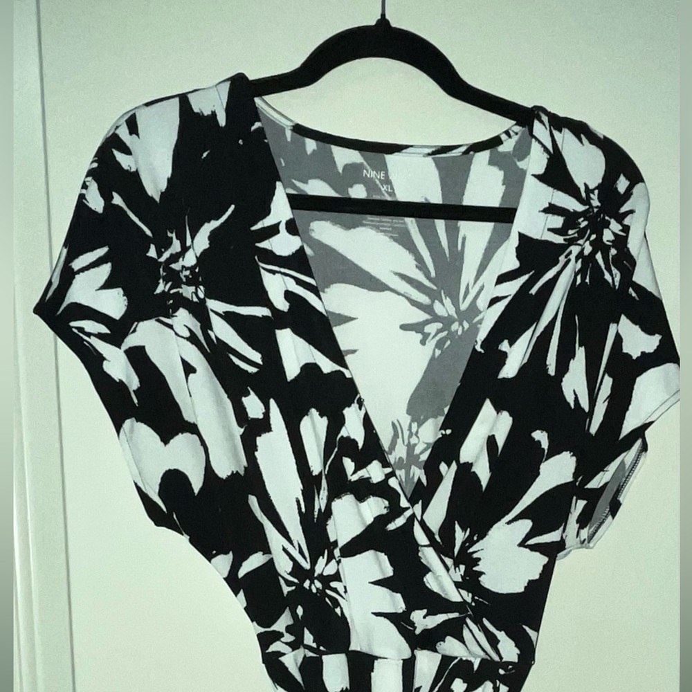 Nine West Black and White Floral Wrap Dress - Picture 3 of 4